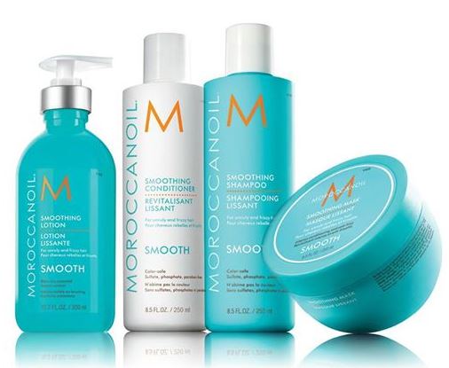 Colección Smooth Moroccanoil consta de Smoothing Shampoo, Acondicionador, loción y crema suavizante para eliminar efectivamente el frizz.